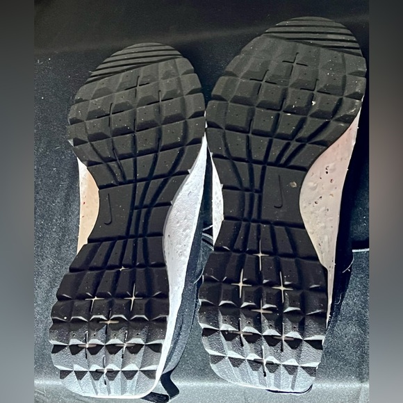 Like New worn for half a day Crater Remixa Nike sneakers for women size 11 - Picture 4 of 8